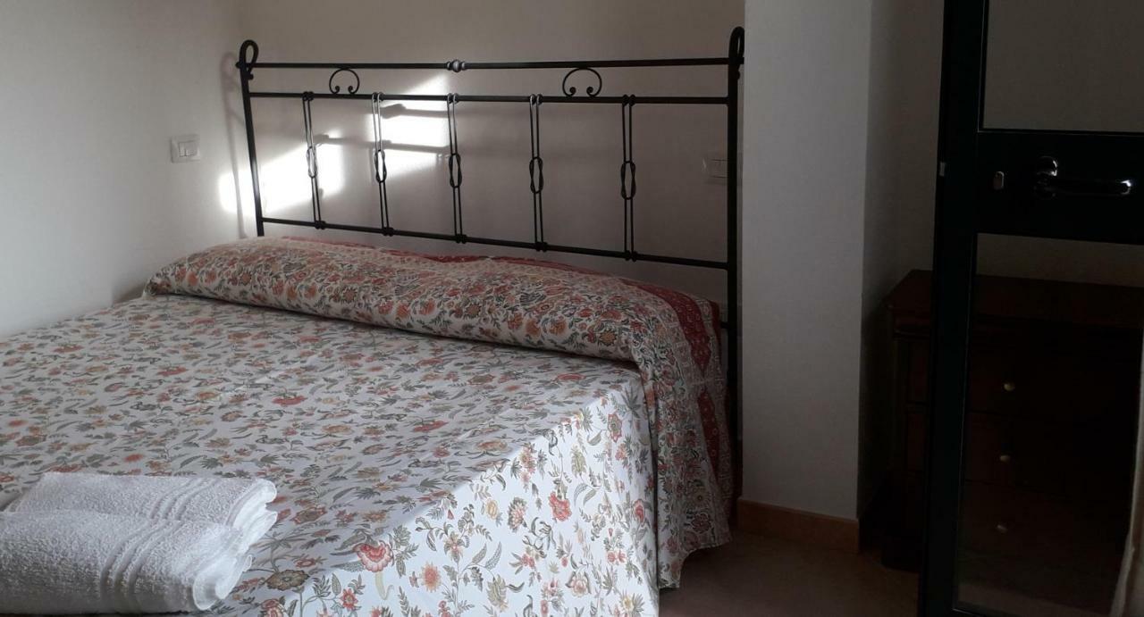 Agriturismo La Tuva Villa Padru Exteriör bild